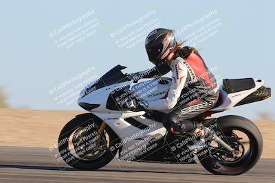 media/Nov-06-2023-Moto Forza (Mon) [[ce023d0744]]/3-Intermediate Group/Session 5 (Turn 9)/